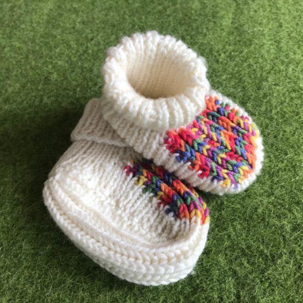 Baby-Strick-Schuhe | weiss-bunt